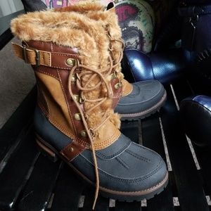 Rock & Candy Danlea fall/winter wbox sz 7